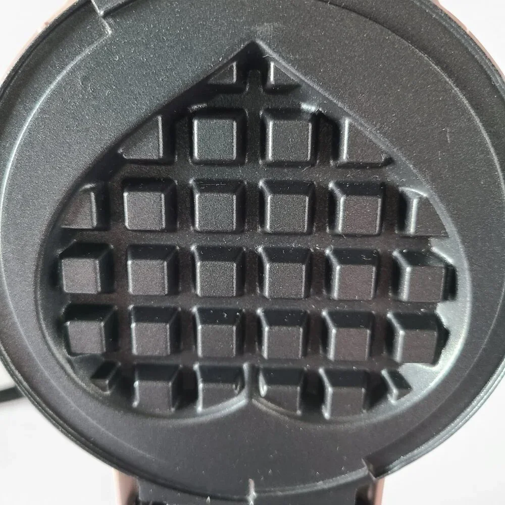 DASH MINI HEART MAKER - INSTRUCTION MANUAL-RECIPE GUIDE